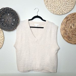 Oversized V-Neck Sweater Vest